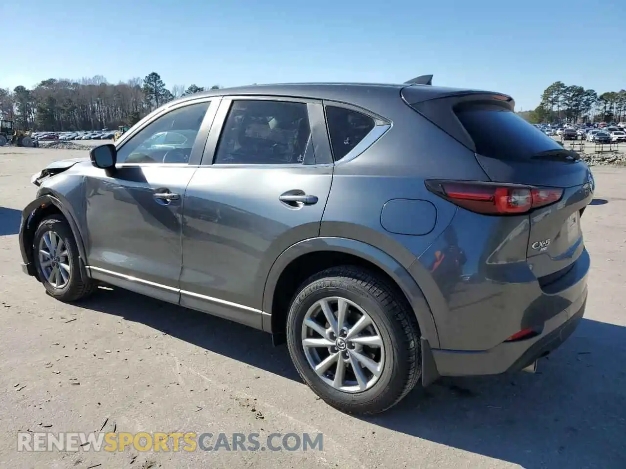 2 fotografías del automóvil dañado JM3KFBCL2S0538296 MAZDA CX-5 PREFE 2025