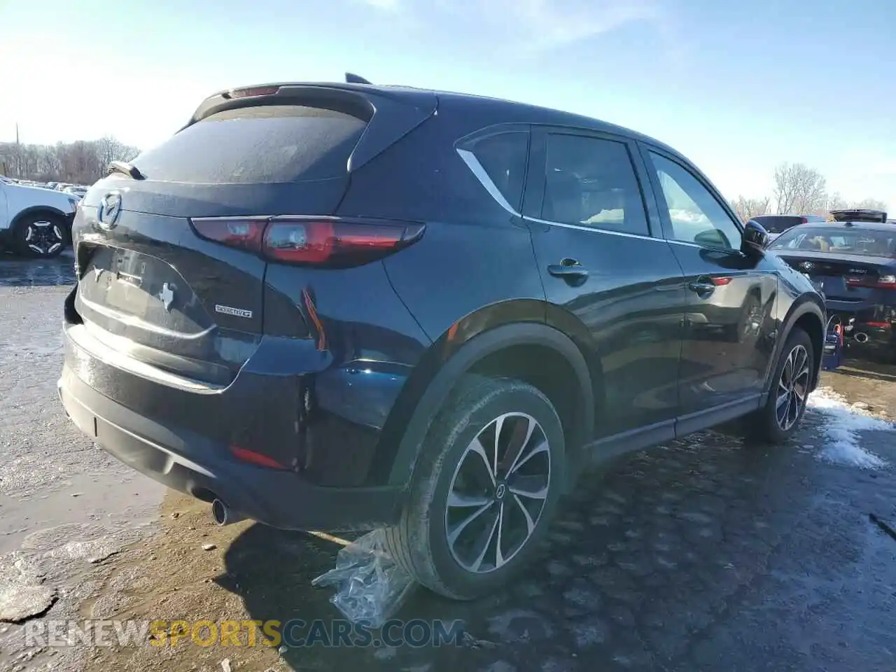 3 fotografías del automóvil dañado JM3KFBDM9N1537023 MAZDA CX-5 PREMI 2022