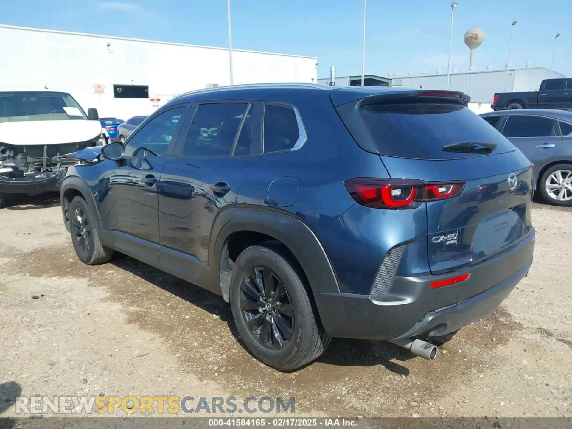3 Photograph of a damaged car 7MMVABCM2PN129237 MAZDA CX-50 2023