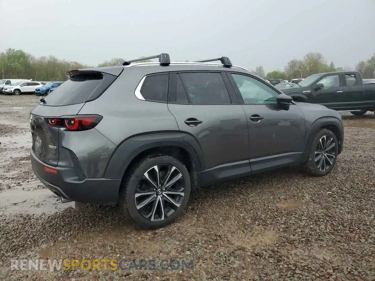 3 fotografías del automóvil dañado 7MMVABEM0PN130397 MAZDA CX-50 2023