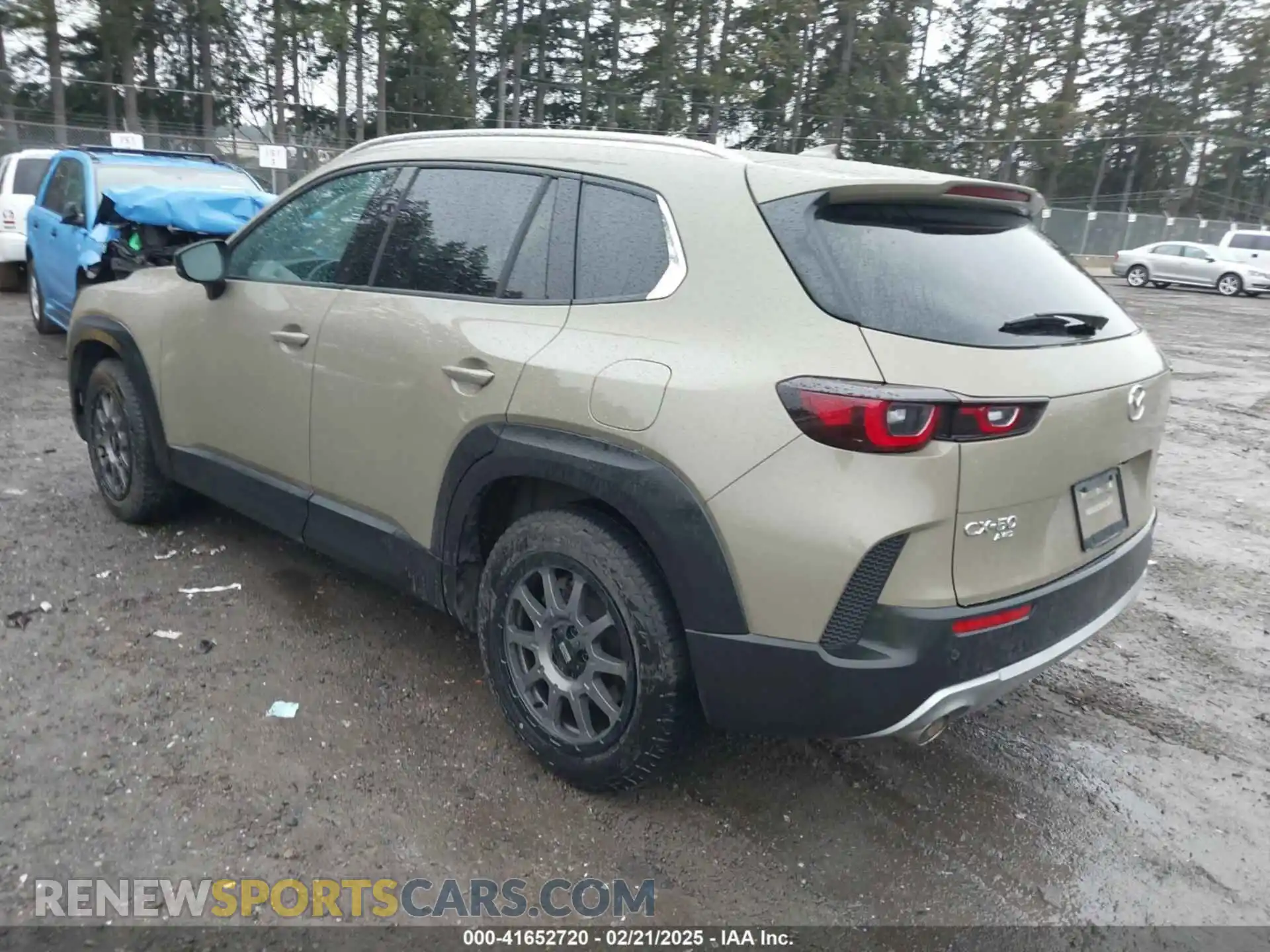 3 Photograph of a damaged car 7MMVABEY4PN101455 MAZDA CX-50 2023