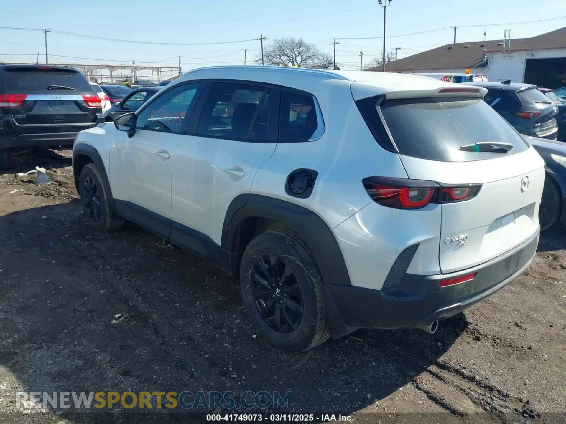 3 Photograph of a damaged car 7MMVABAM6RN240640 MAZDA CX-50 2024