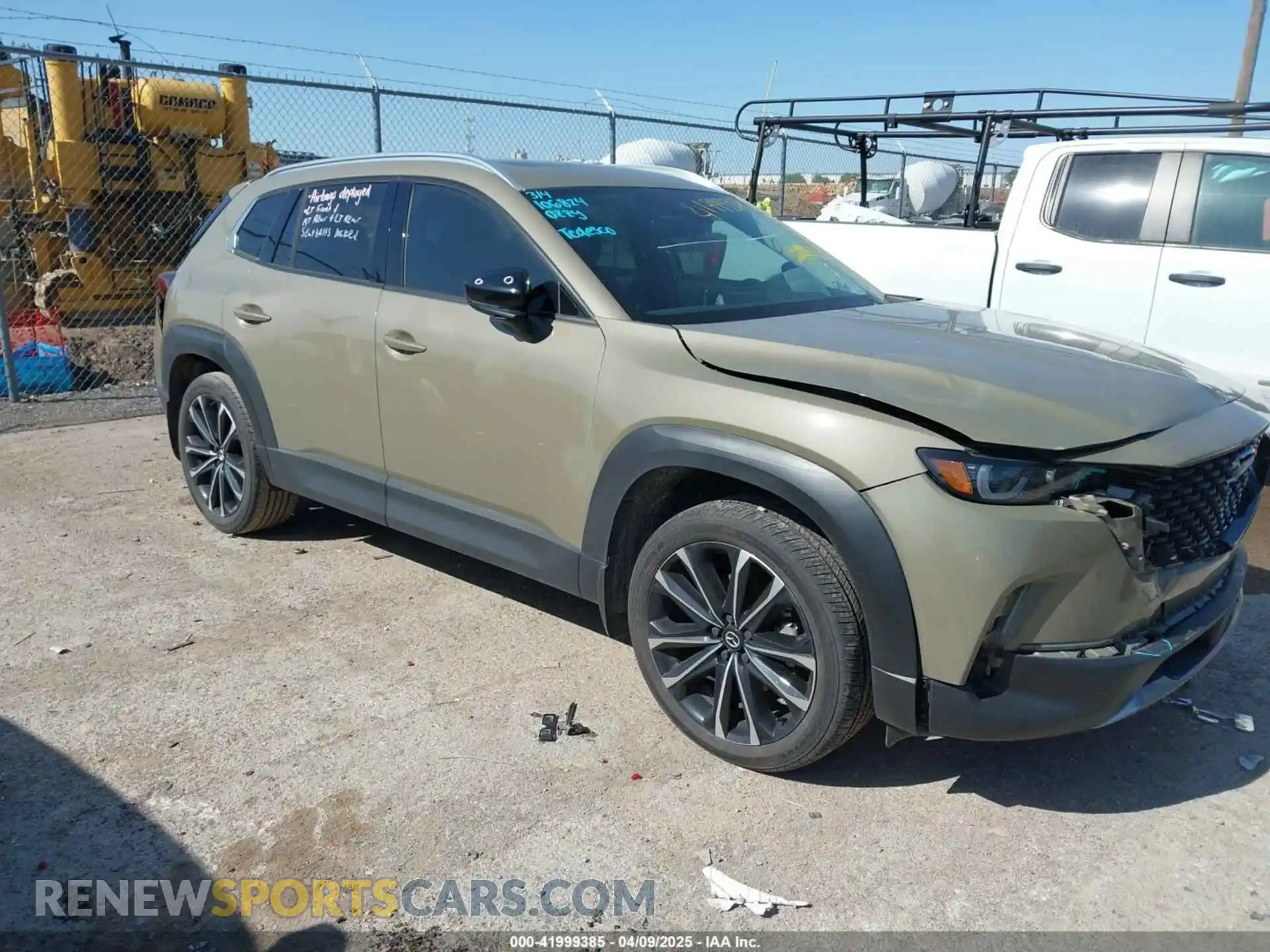 1 Photograph of a damaged car 7MMVABDYXRN229669 MAZDA CX-50 2024