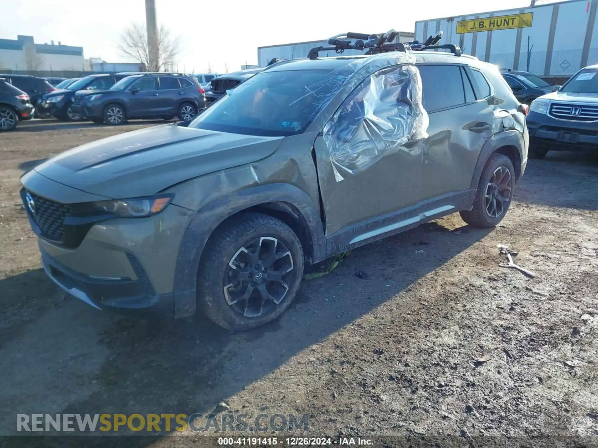 2 Photograph of a damaged car 7MMVABXY0RN187038 MAZDA CX-50 2024