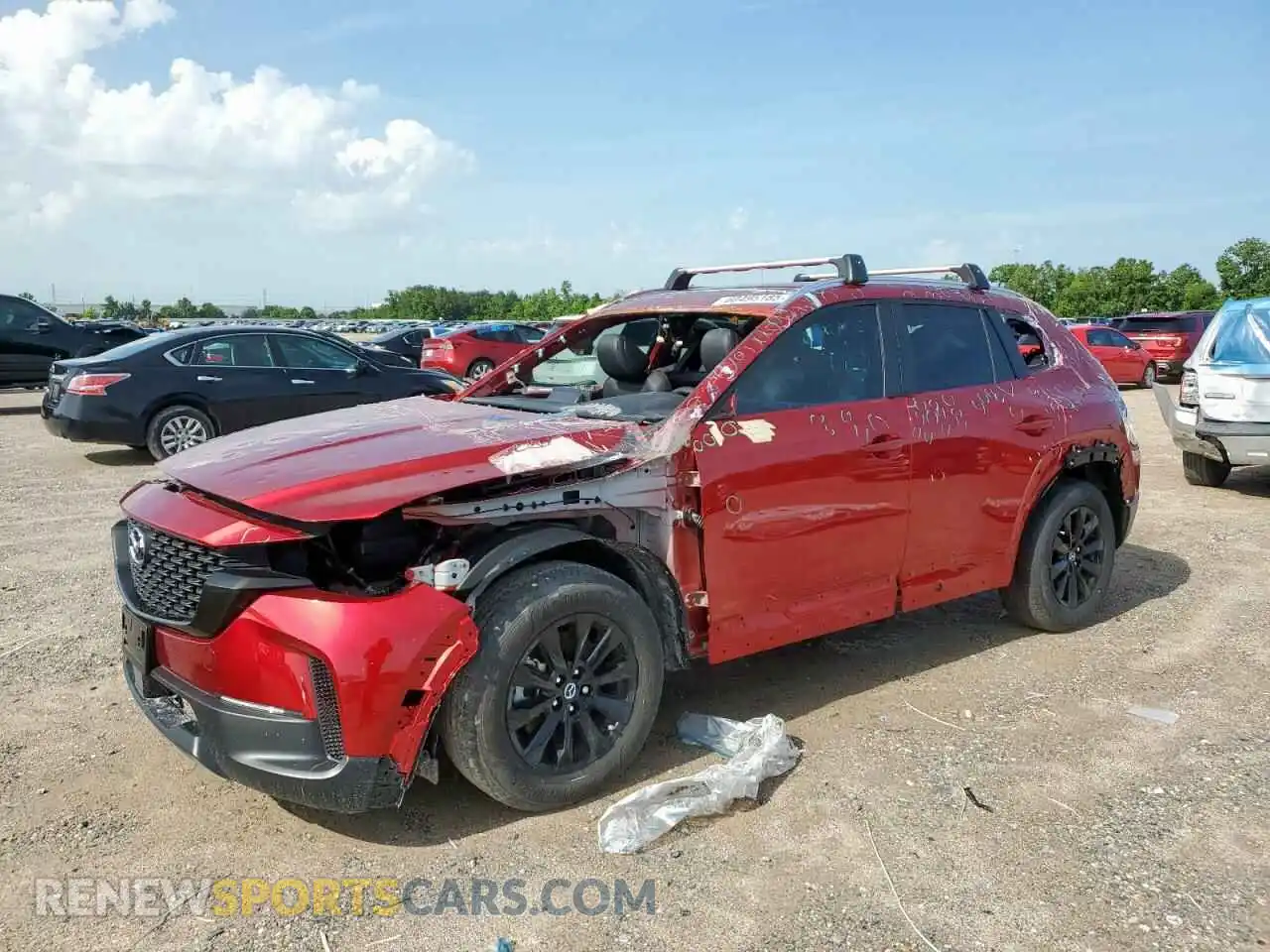1 Photograph of a damaged car 7MMVABAM2SN332351 MAZDA CX-50 2025