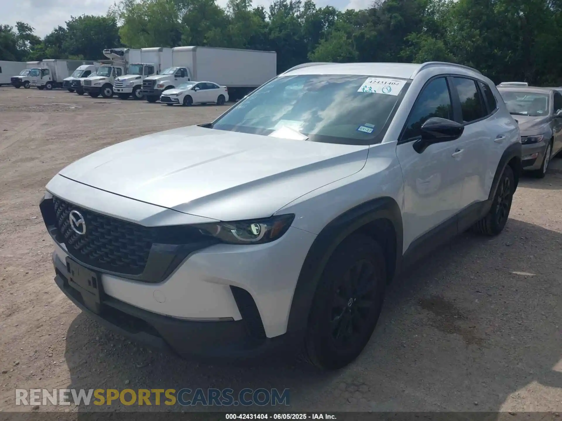 2 Photograph of a damaged car 7MMVABBM4SN344905 MAZDA CX-50 2025