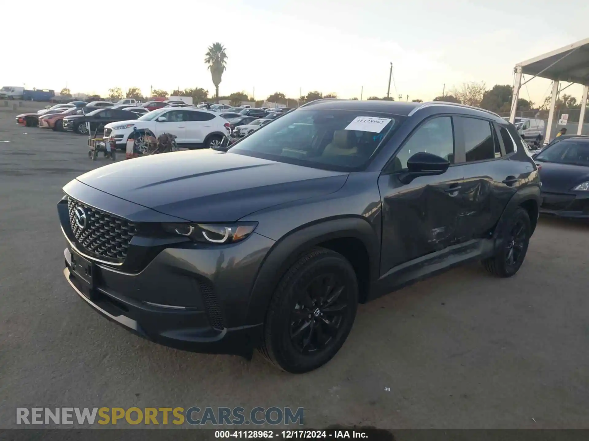 2 fotografías del automóvil dañado 7MMVABBMXSN320494 MAZDA CX-50 2025