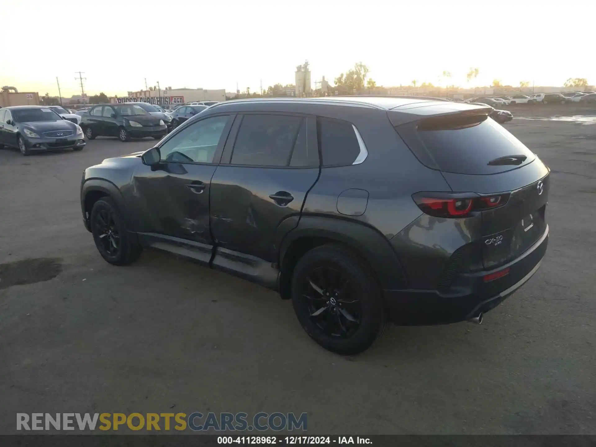 3 fotografías del automóvil dañado 7MMVABBMXSN320494 MAZDA CX-50 2025