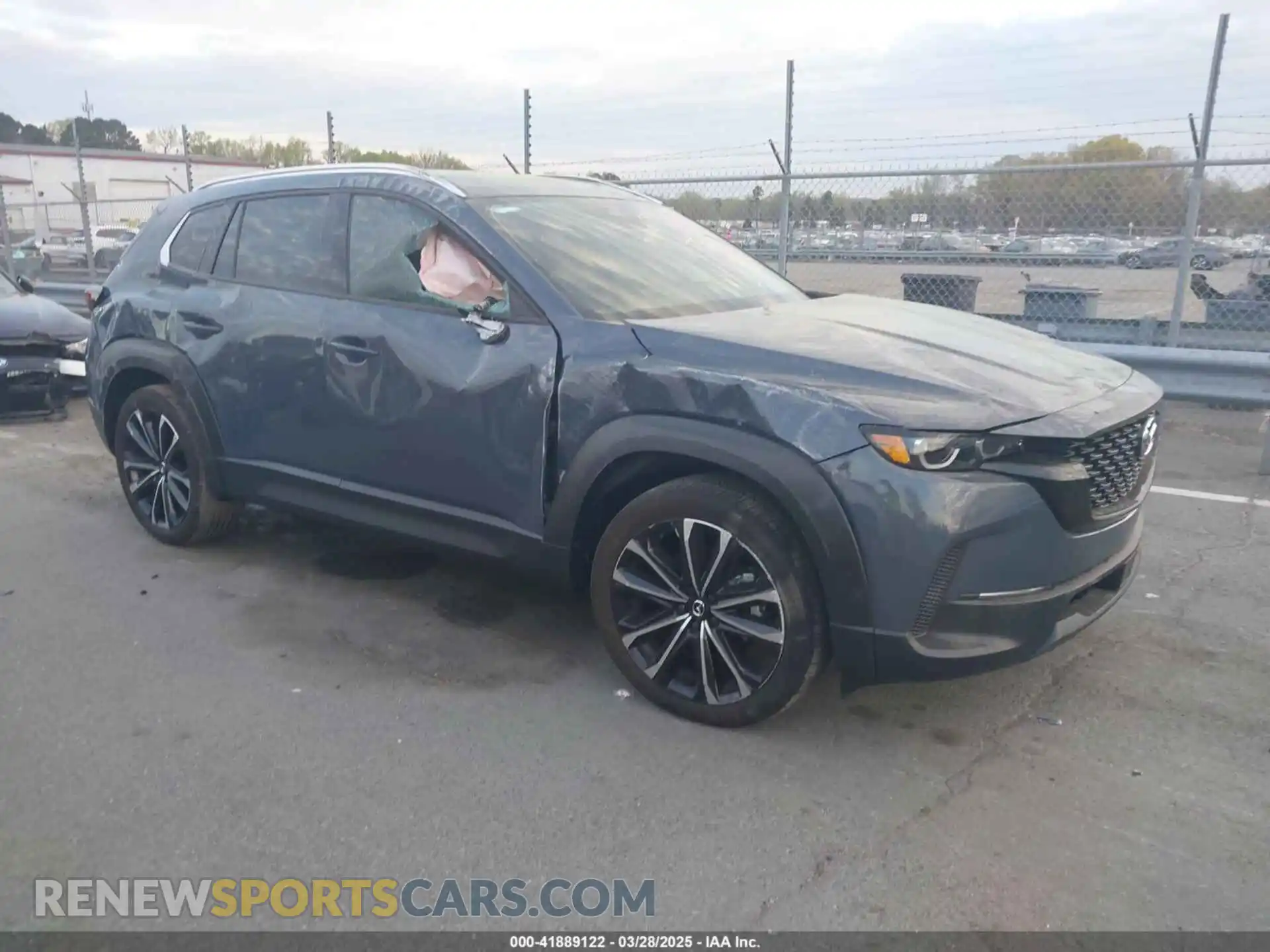 1 Photograph of a damaged car 7MMVABEM8SN334440 MAZDA CX-50 2025