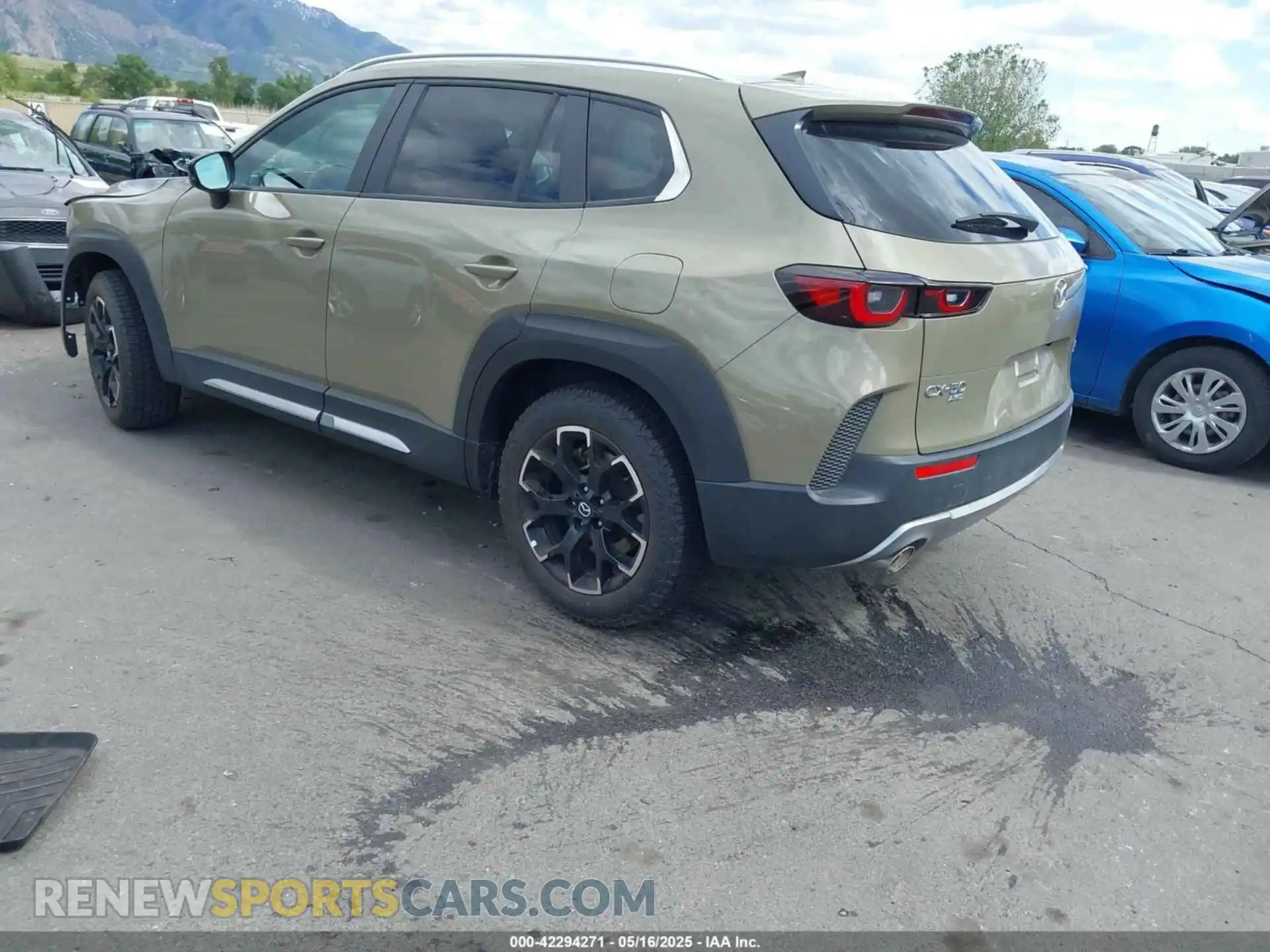 3 fotografías del automóvil dañado 7MMVABXY1SN329306 MAZDA CX-50 2025