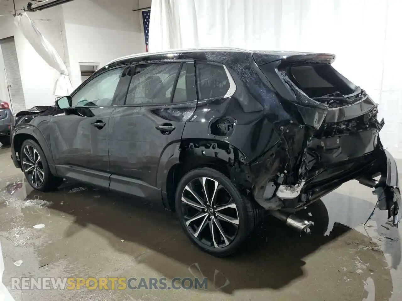 2 fotografías del automóvil dañado 7MMVABXY0PN147331 MAZDA CX-50 BASE 2023