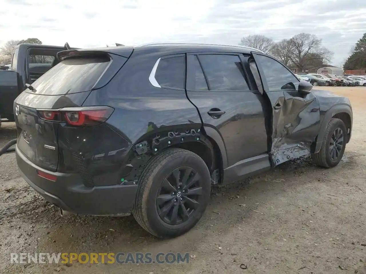 3 Photograph of a damaged car 7MMVABDM5RN168227 MAZDA CX-50 PREM 2024