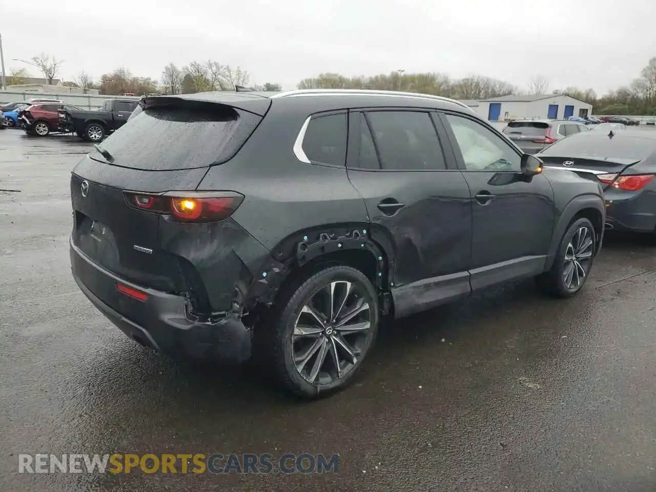3 Photograph of a damaged car 7MMVABEM2RN205829 MAZDA CX-50 PREM 2024