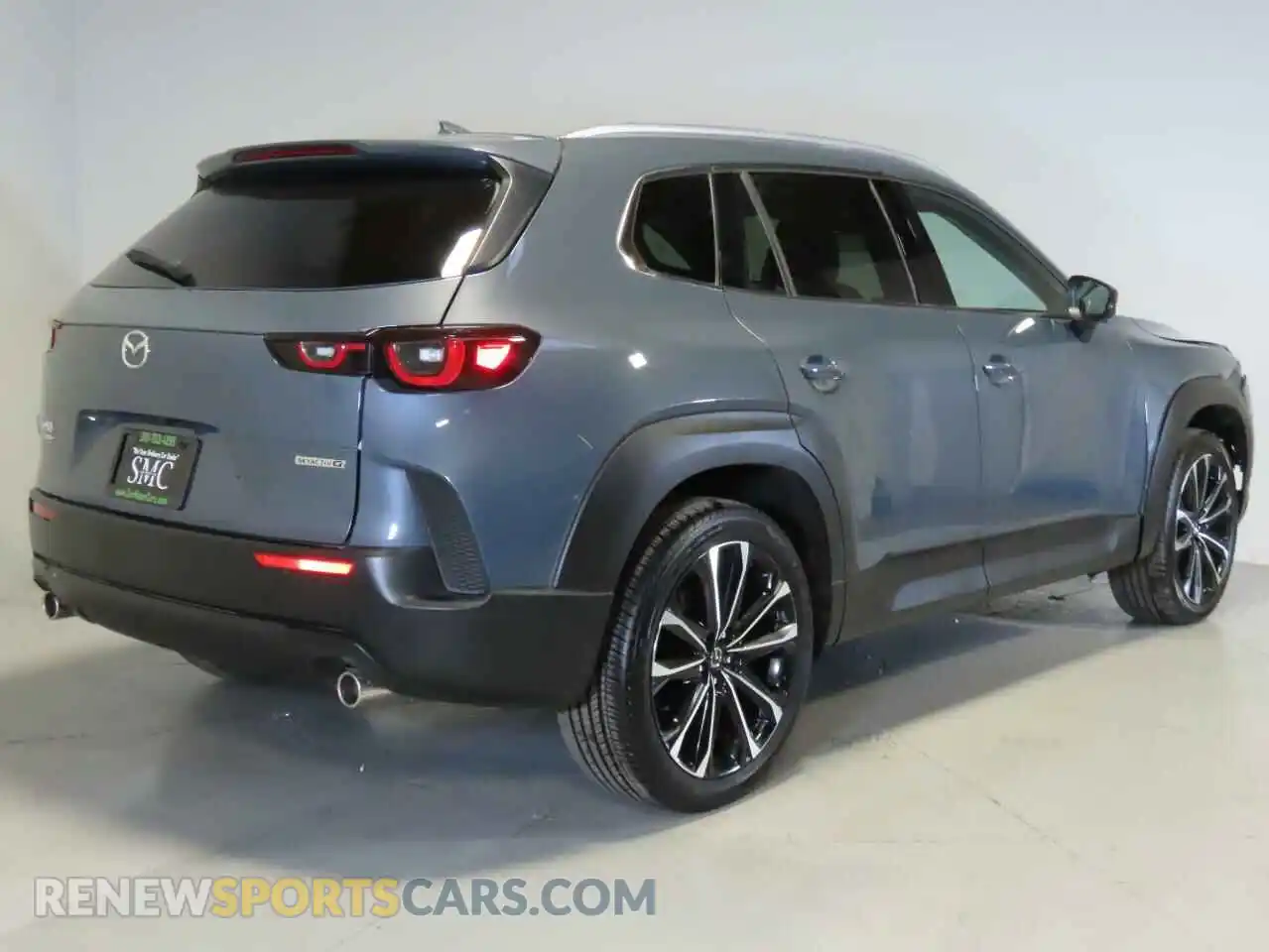 3 Photograph of a damaged car 7MMVABEM2RN223358 MAZDA CX-50 PREM 2024