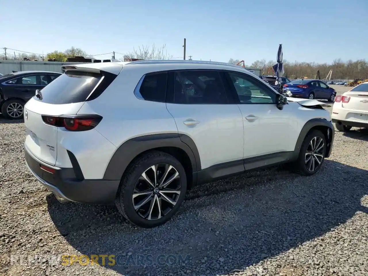 3 Photograph of a damaged car 7MMVABEY5RN243347 MAZDA CX-50 PREM 2024