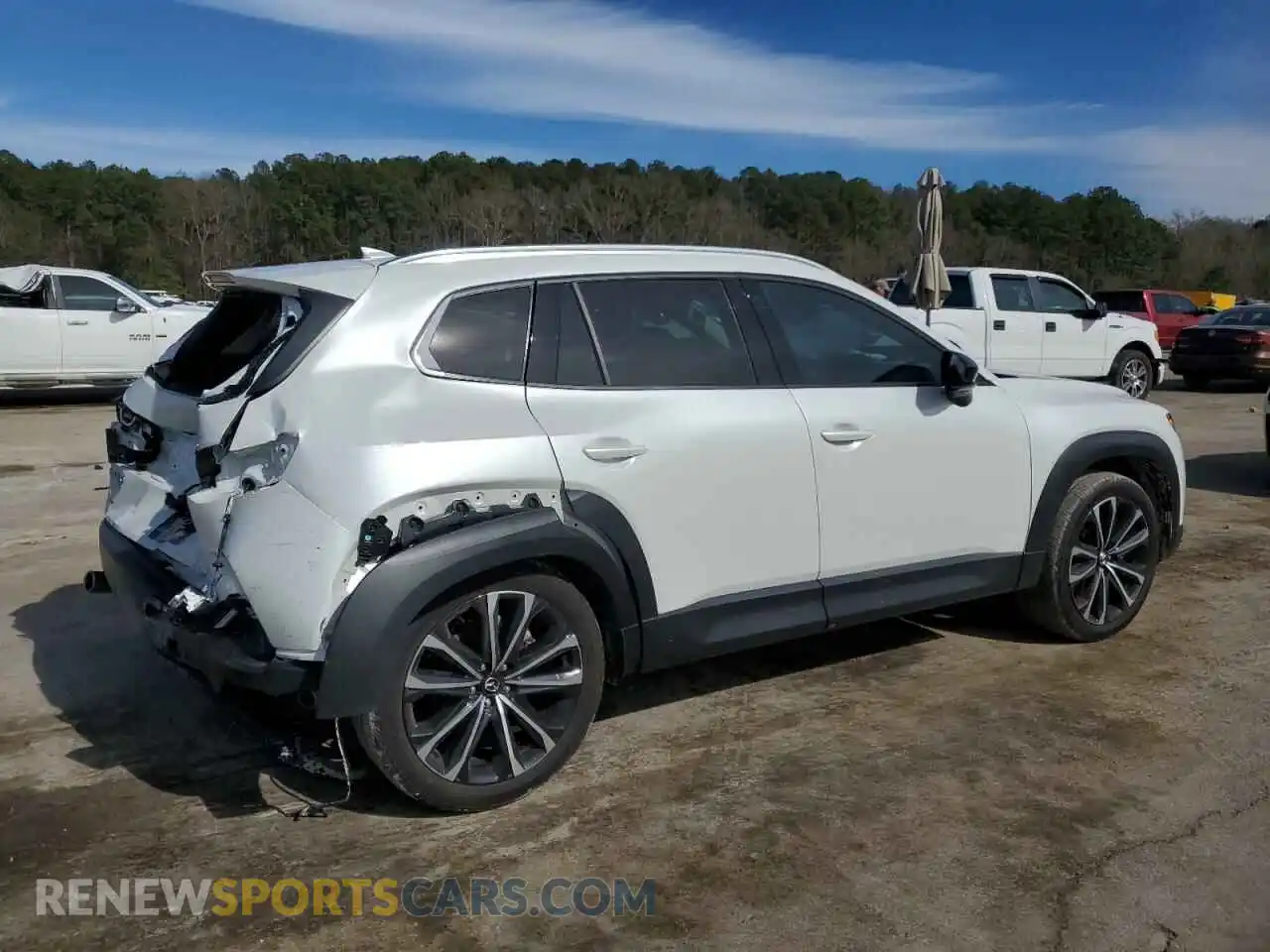 3 Photograph of a damaged car 7MMVABEM9SN315332 MAZDA CX-50 PREM 2025