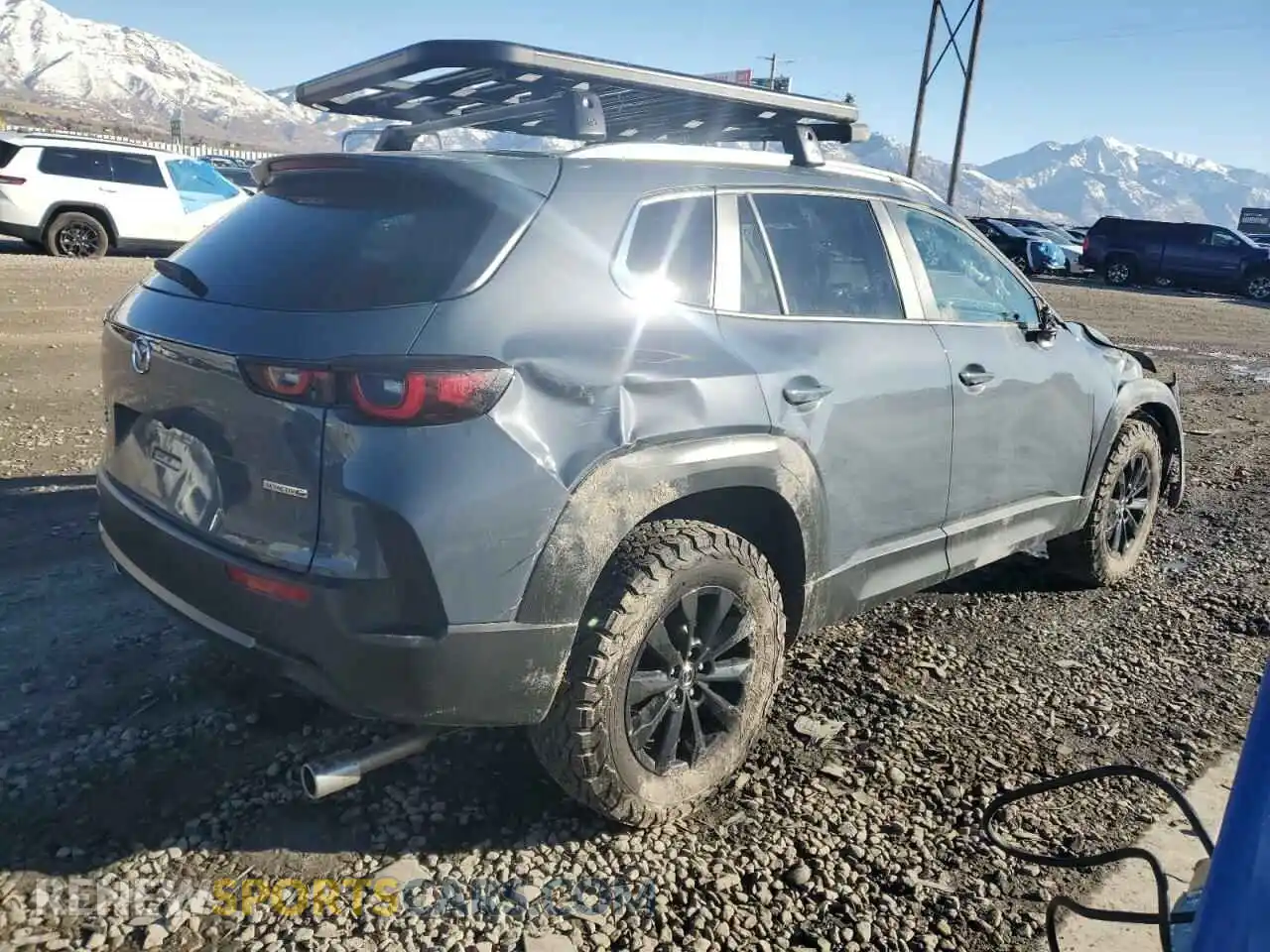 3 fotografías del automóvil dañado 7MMVABAM1RN190018 MAZDA CX-50 SELE 2024