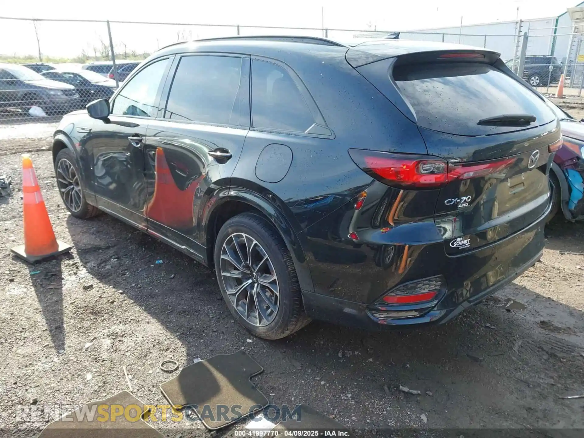 3 Photograph of a damaged car JM3KJDHC3S1101758 MAZDA CX-70 2025