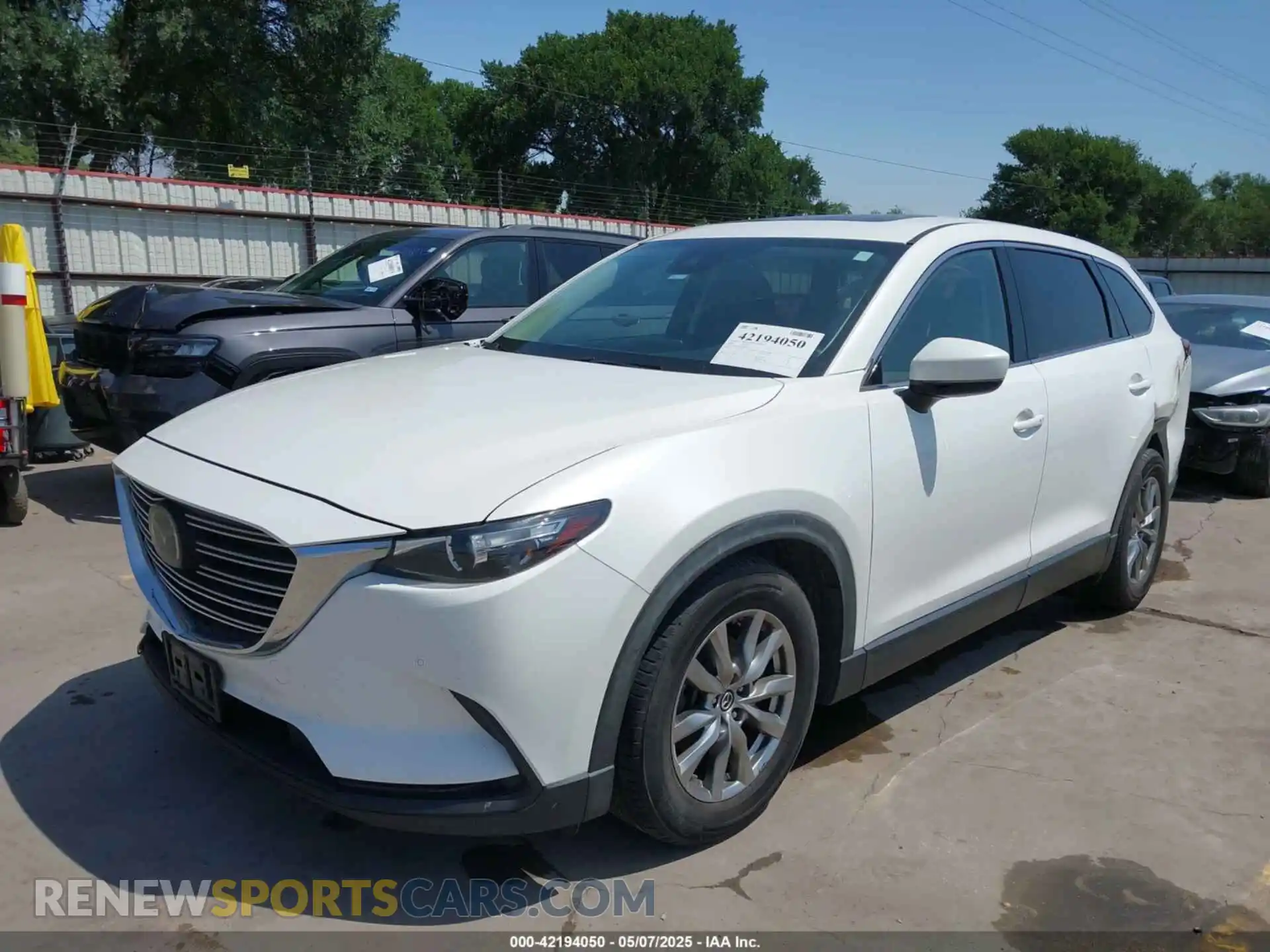 2 Photograph of a damaged car JM3TCBCY2K0300702 MAZDA CX-9 2019