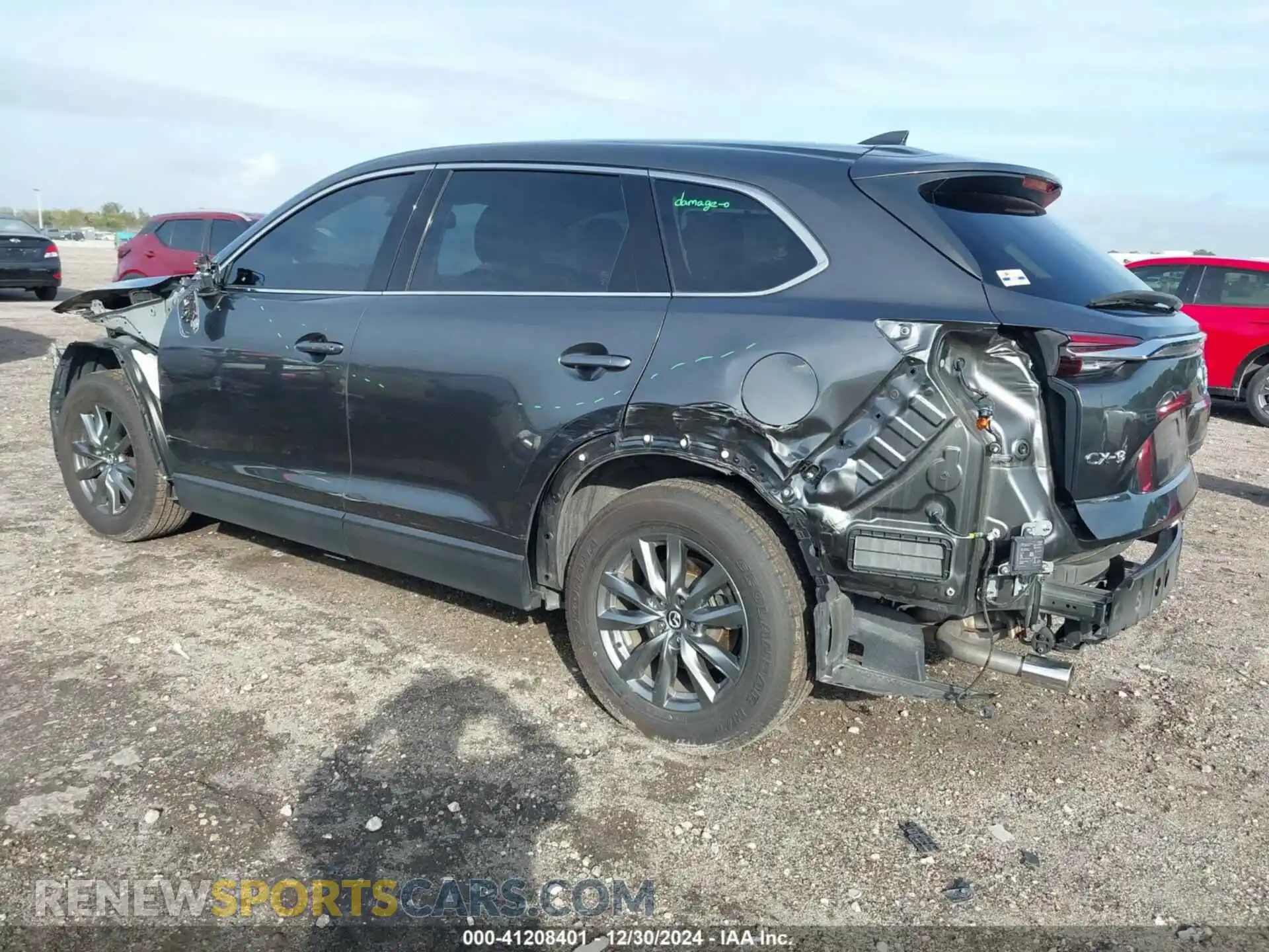 3 fotografías del automóvil dañado JM3TCACY5L0412308 MAZDA CX-9 2020