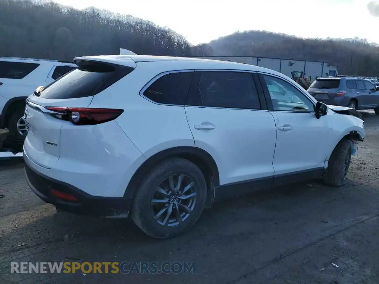 3 Photograph of a damaged car JM3TCBCY0L0406437 MAZDA CX-9 2020
