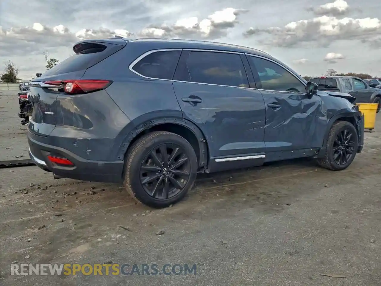 3 fotografías del automóvil dañado JM3TCADY0M0500683 MAZDA CX-9 2021