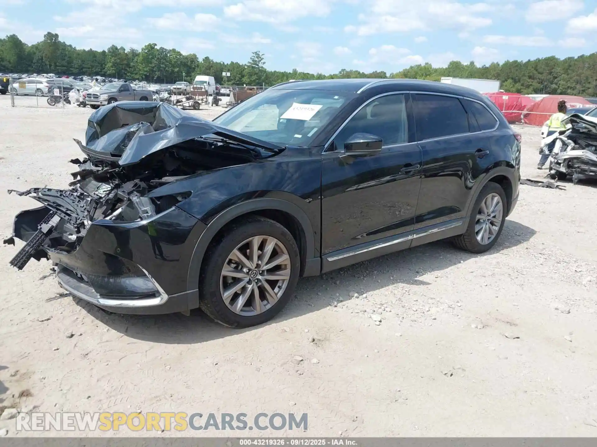 2 fotografías del automóvil dañado JM3TCADY0M0521985 MAZDA CX-9 2021