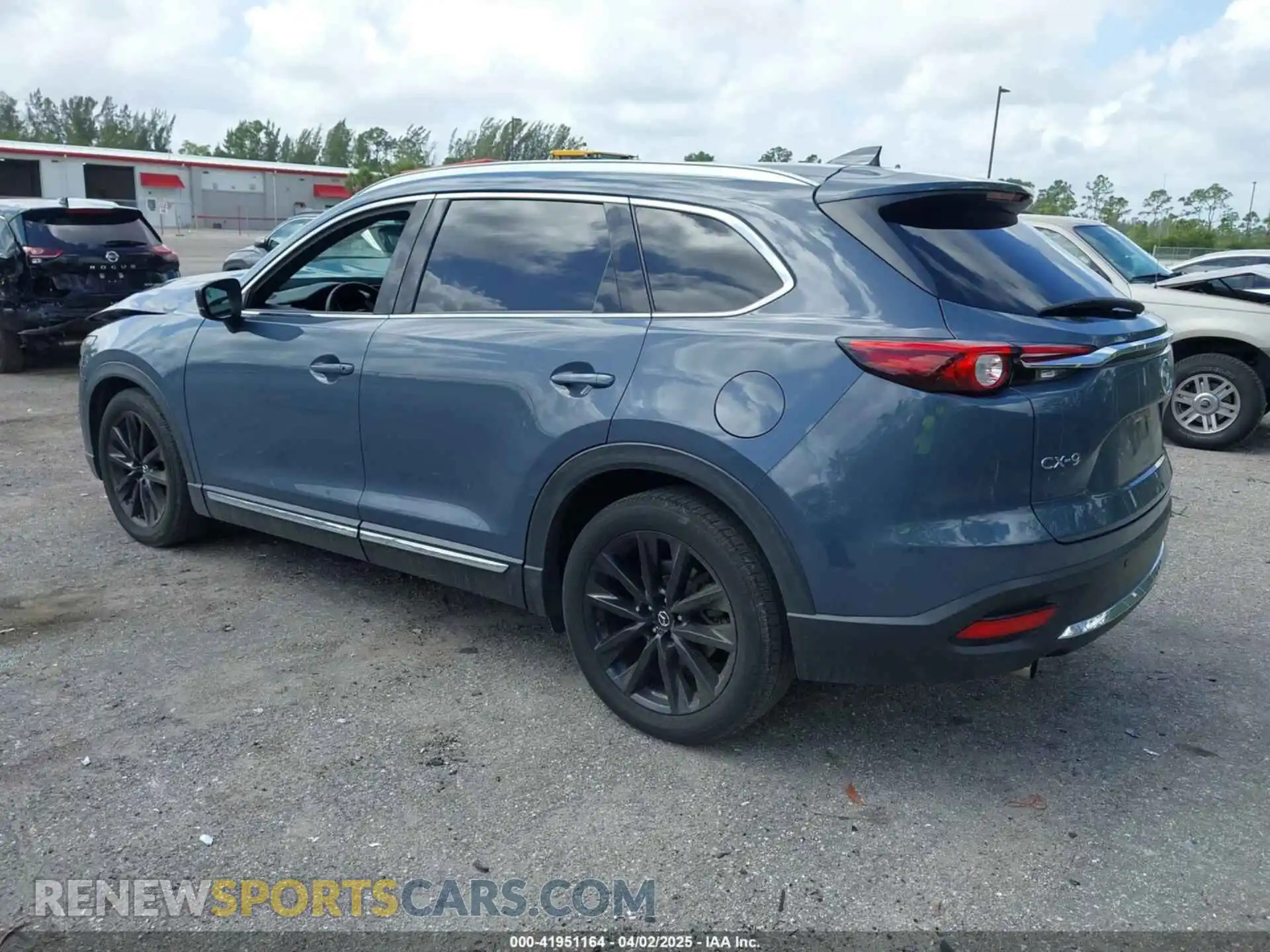 3 fotografías del automóvil dañado JM3TCADY3M0517722 MAZDA CX-9 2021