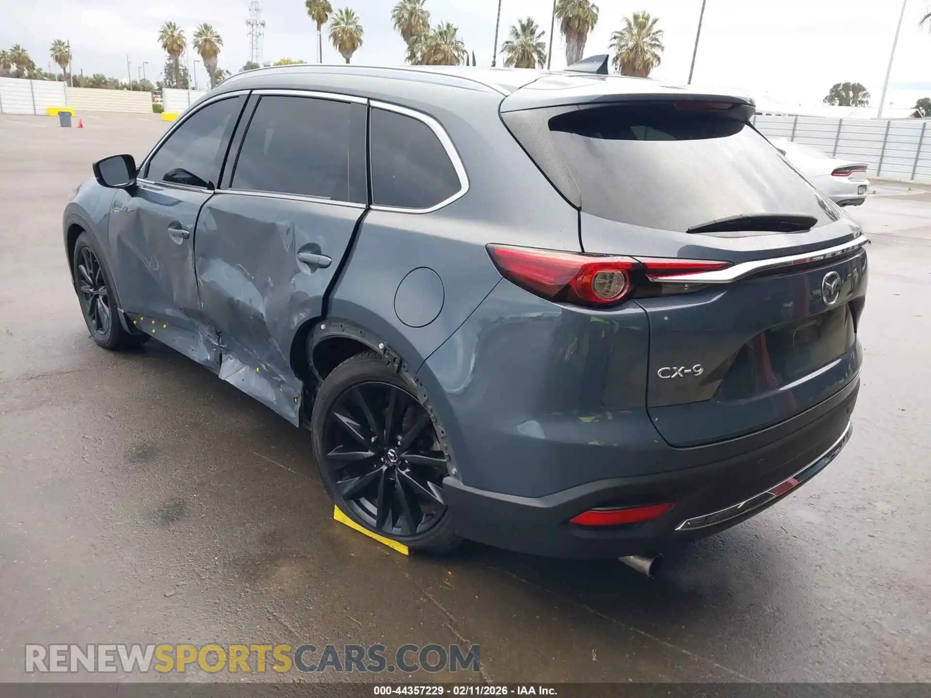 3 Photograph of a damaged car JM3TCADYXM0520472 MAZDA CX-9 2021