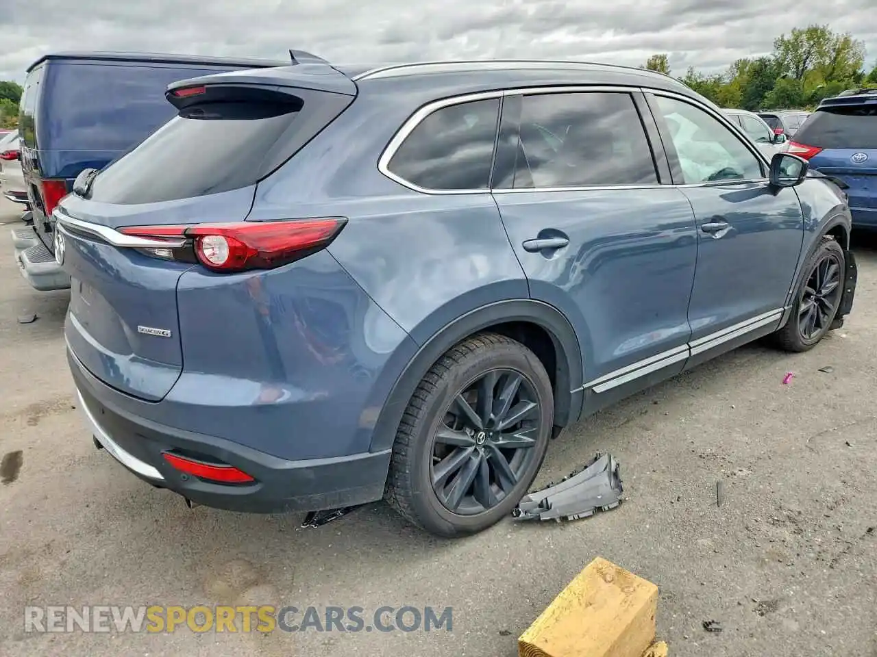 3 fotografías del automóvil dañado JM3TCBDY1M0510693 MAZDA CX-9 2021