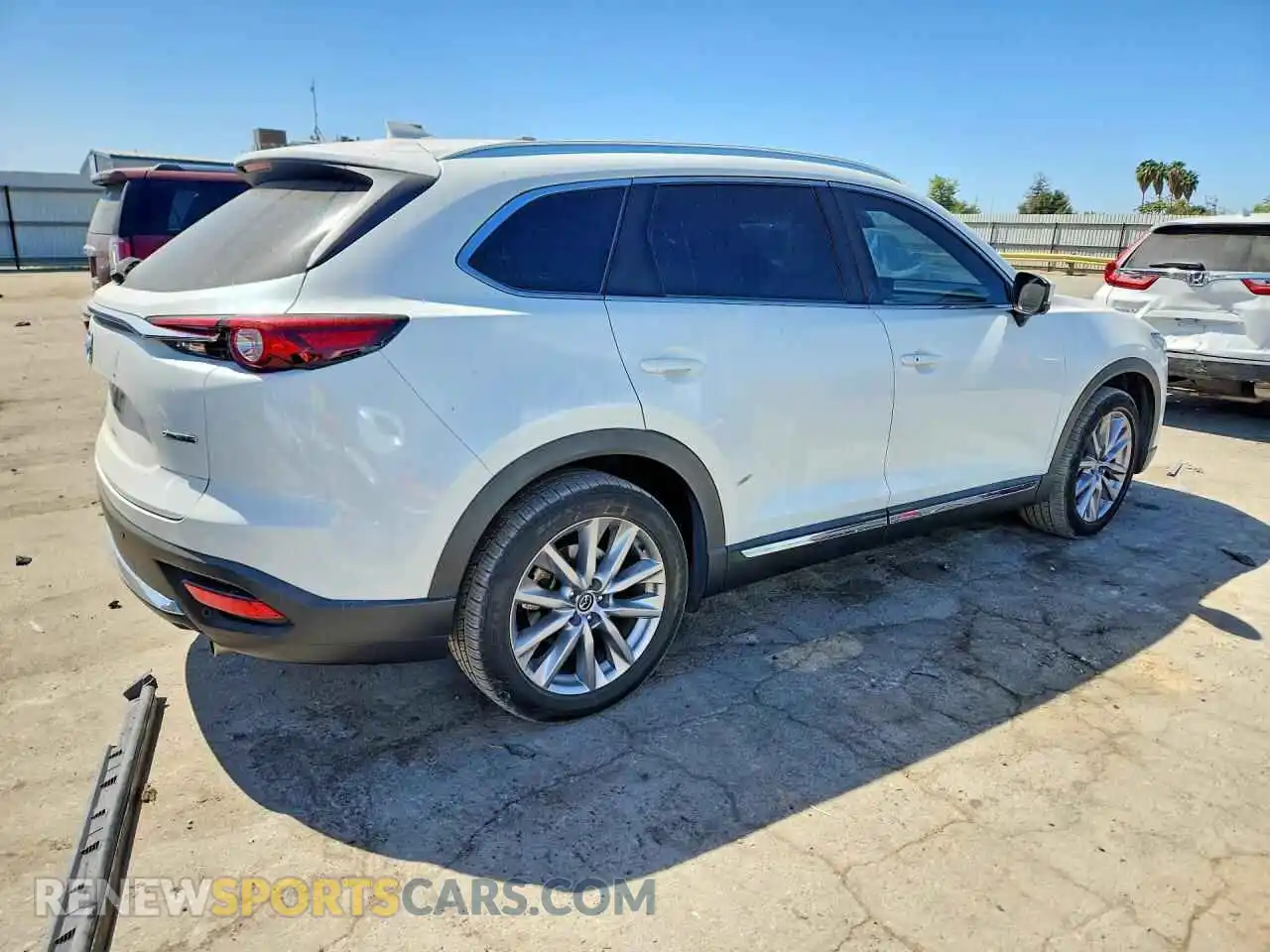 3 fotografías del automóvil dañado JM3TCBDY7M0508446 MAZDA CX-9 2021