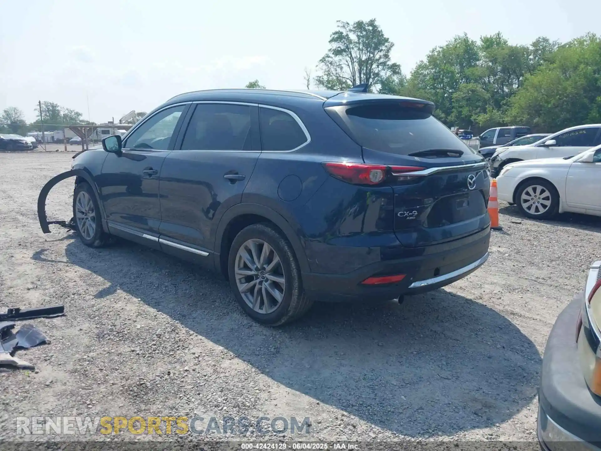 3 fotografías del automóvil dañado JM3TCBDY7M0536005 MAZDA CX-9 2021