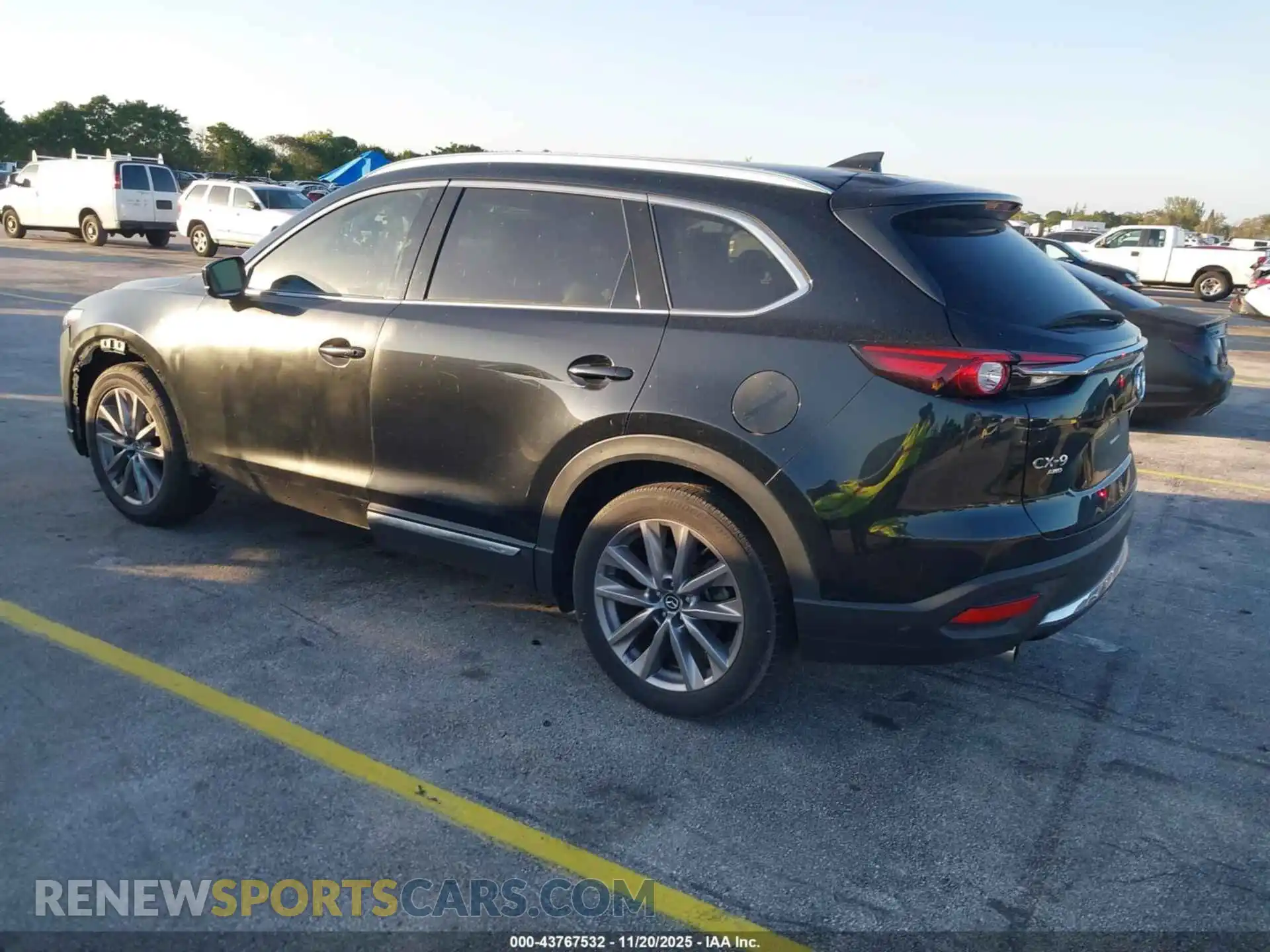 3 Фотография поврежденного автомобиля JM3TCBDY5N0612080 MAZDA CX-9 2022