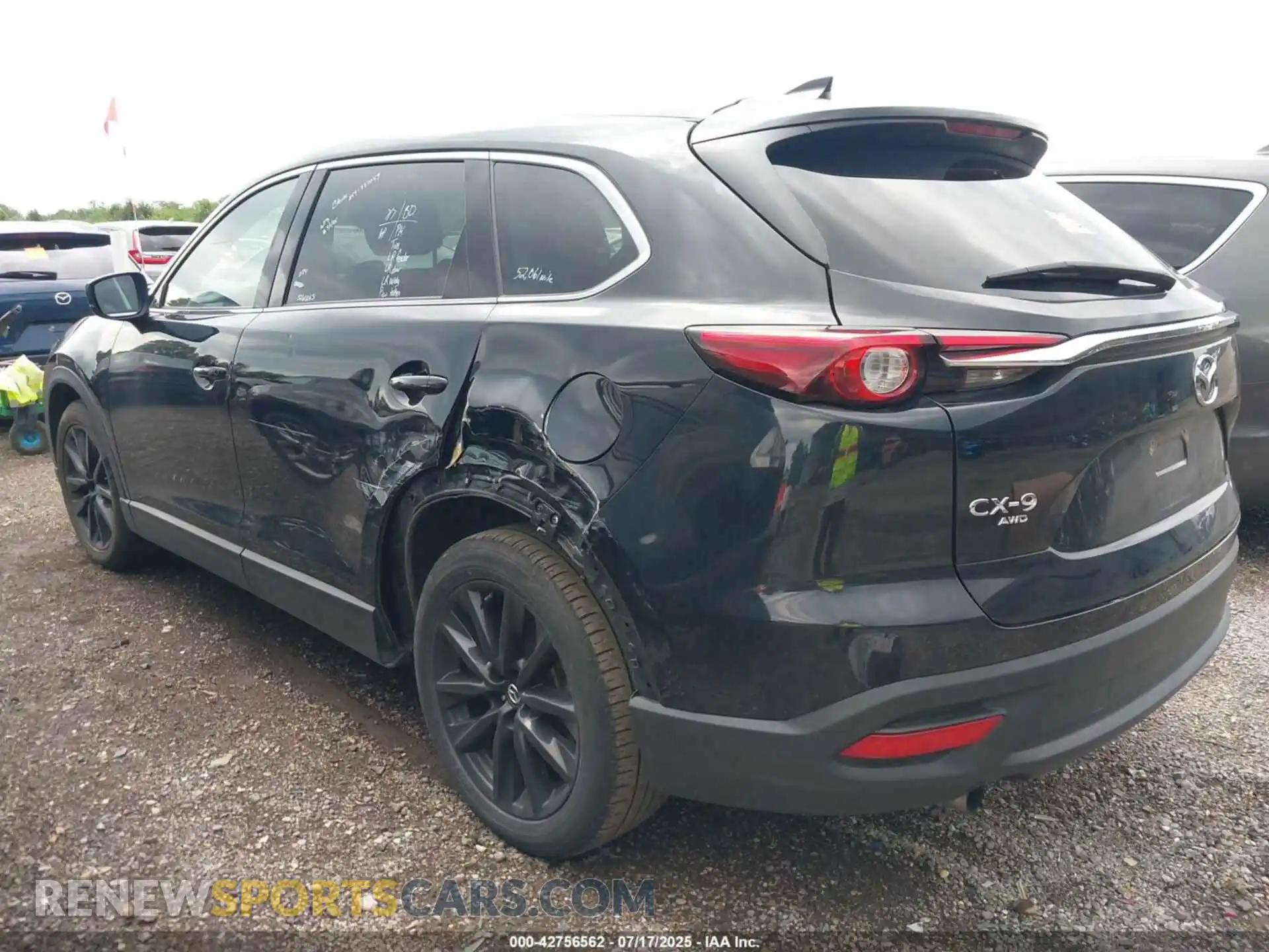 3 Photograph of a damaged car JM3TCBAY2P0657825 MAZDA CX-9 2023