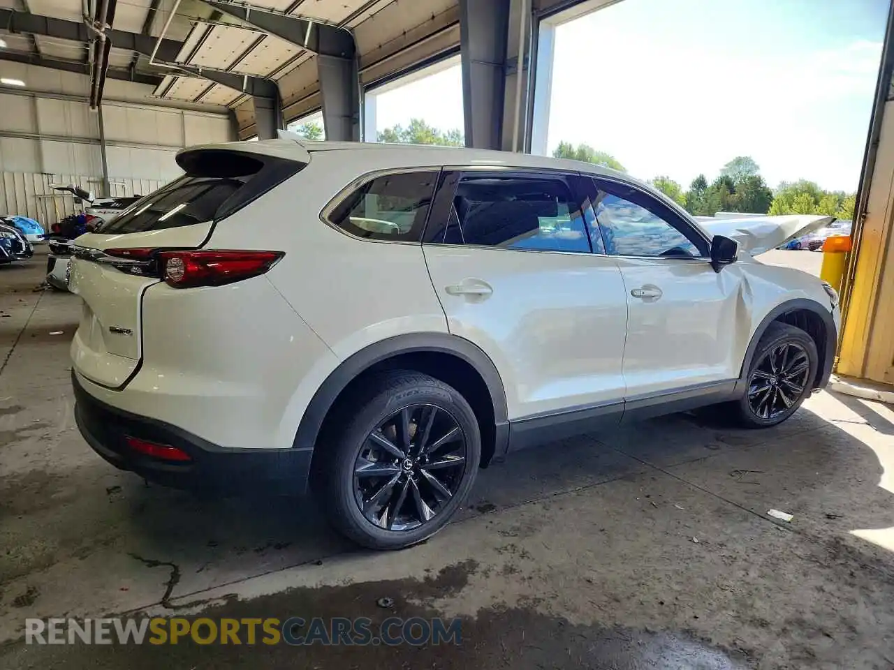 3 Photograph of a damaged car JM3TCBAY3P0643335 MAZDA CX-9 2023