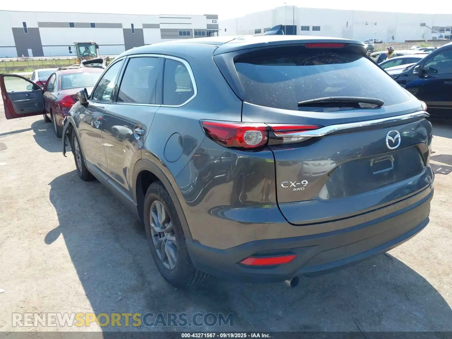 3 fotografías del automóvil dañado JM3TCBCY1P0647669 MAZDA CX-9 2023