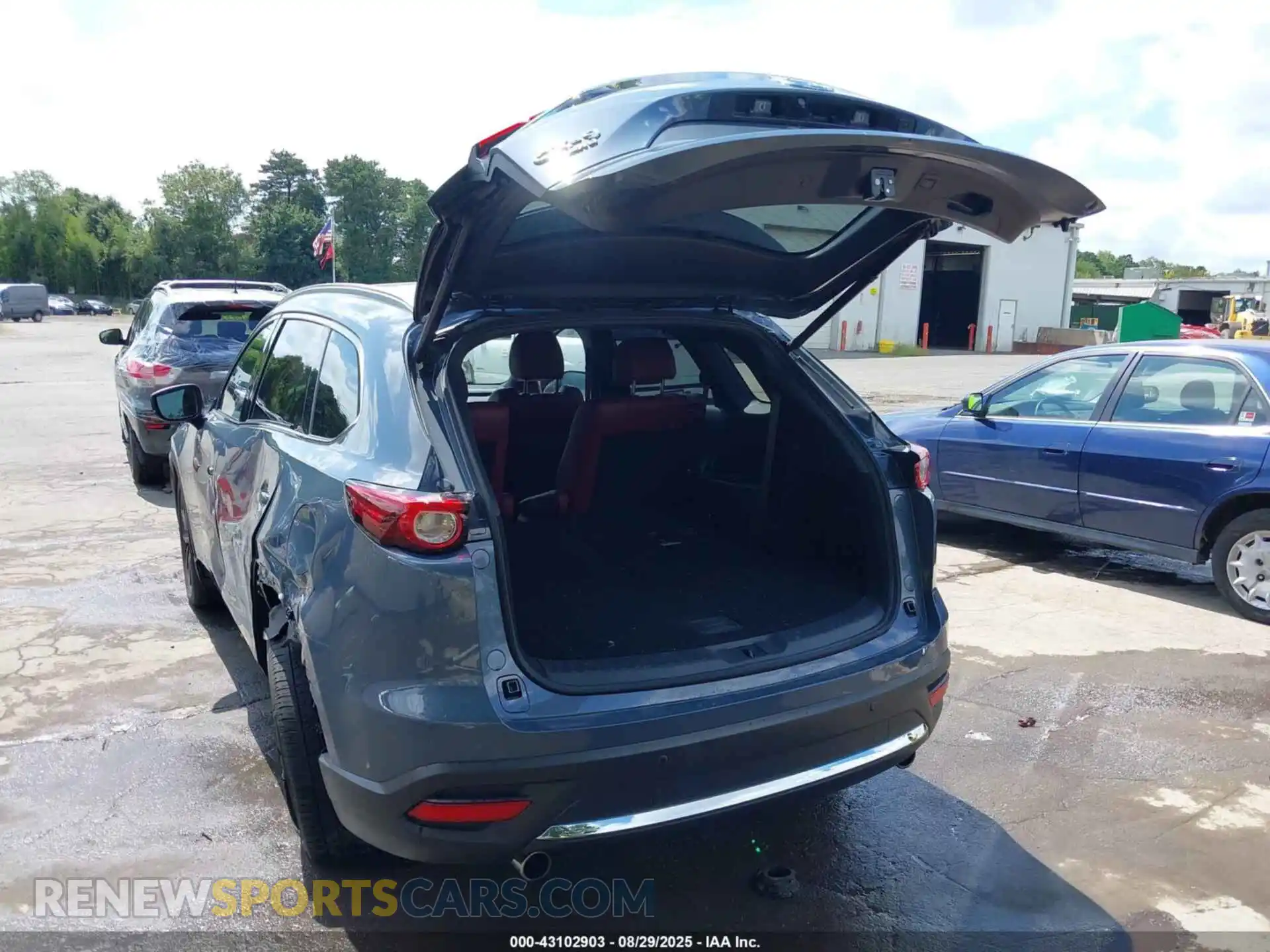 3 Photograph of a damaged car JM3TCBDY9P0655310 MAZDA CX-9 2023
