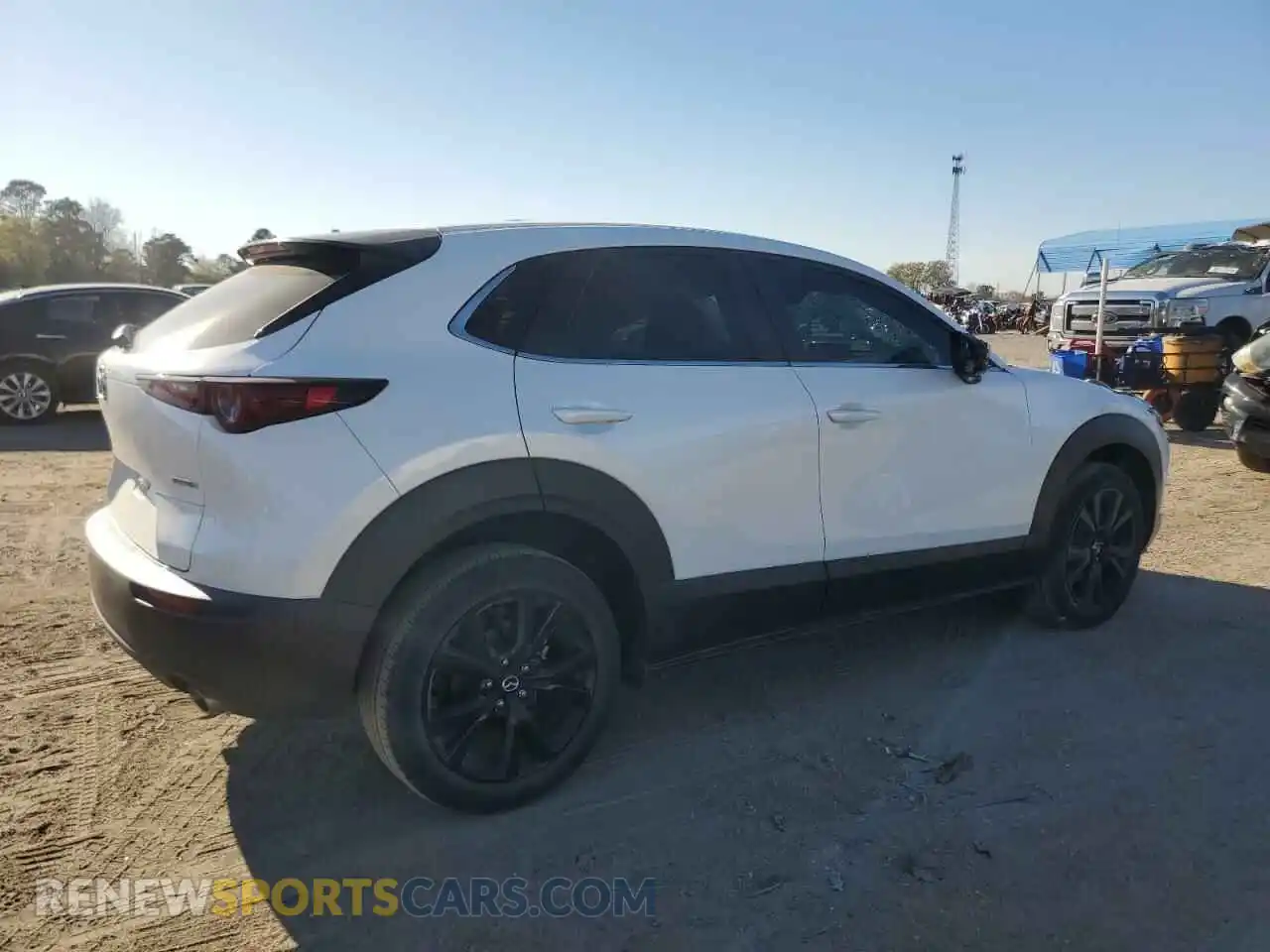 3 Photograph of a damaged car 3MVDMACLXLM112175 MAZDA CX30 2020
