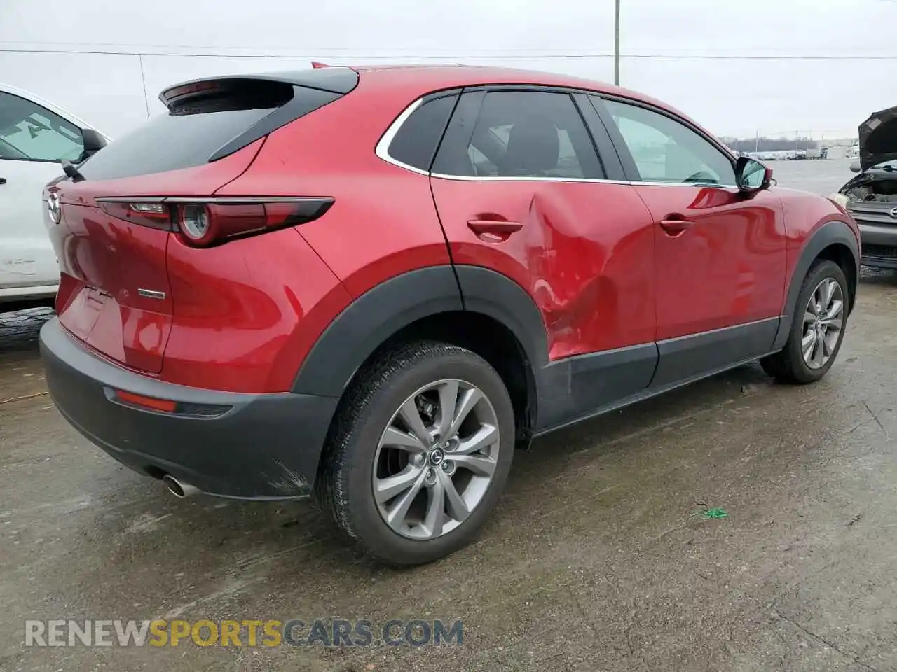 3 Photograph of a damaged car 3MVDMADL7LM110902 MAZDA CX30 2020