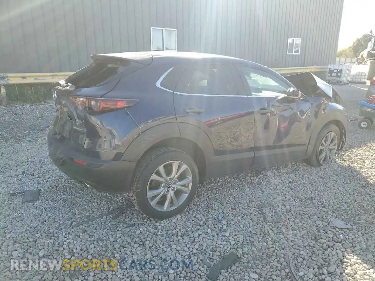 3 Photograph of a damaged car 3MVDMBCL6LM119274 MAZDA CX30 2020