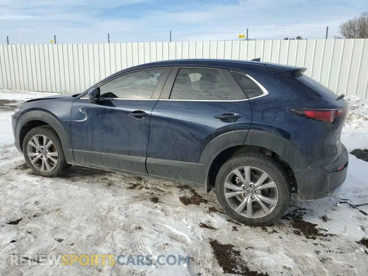 2 Photograph of a damaged car 3MVDMBDL0LM109922 MAZDA CX30 2020