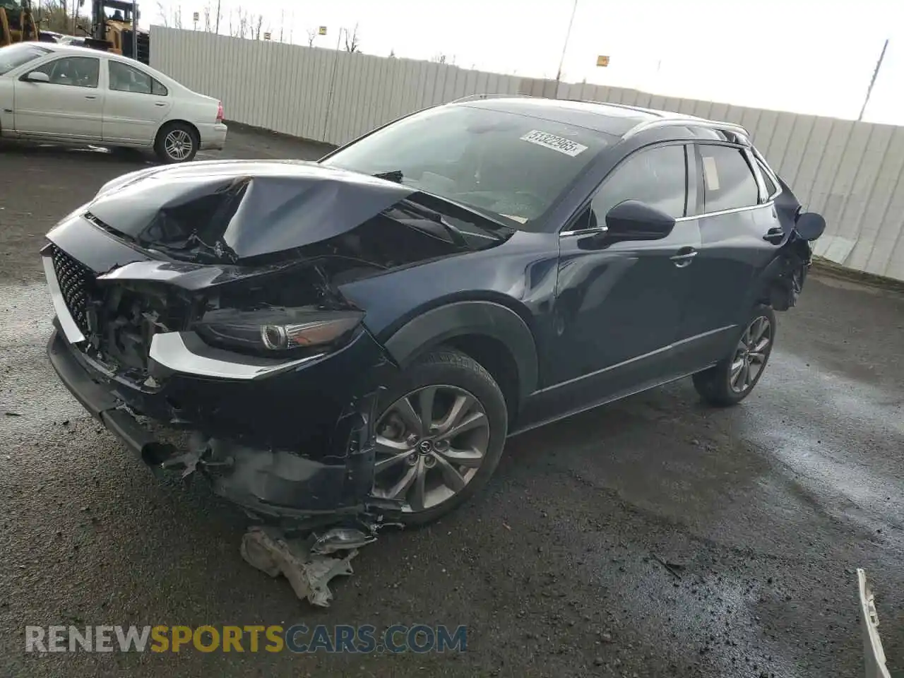 1 Photograph of a damaged car 3MVDMBEM8LM121954 MAZDA CX30 2020