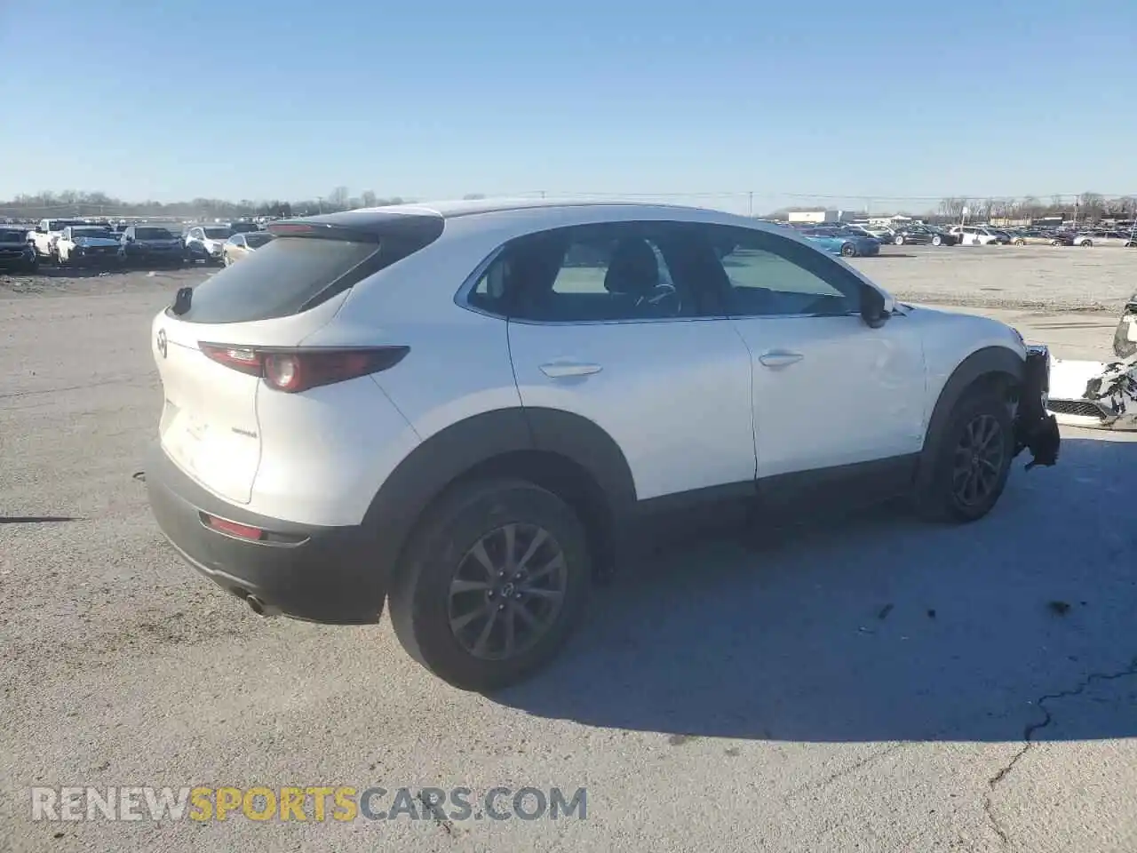 3 Photograph of a damaged car 3MVDMAAL1MM204649 MAZDA CX30 2021