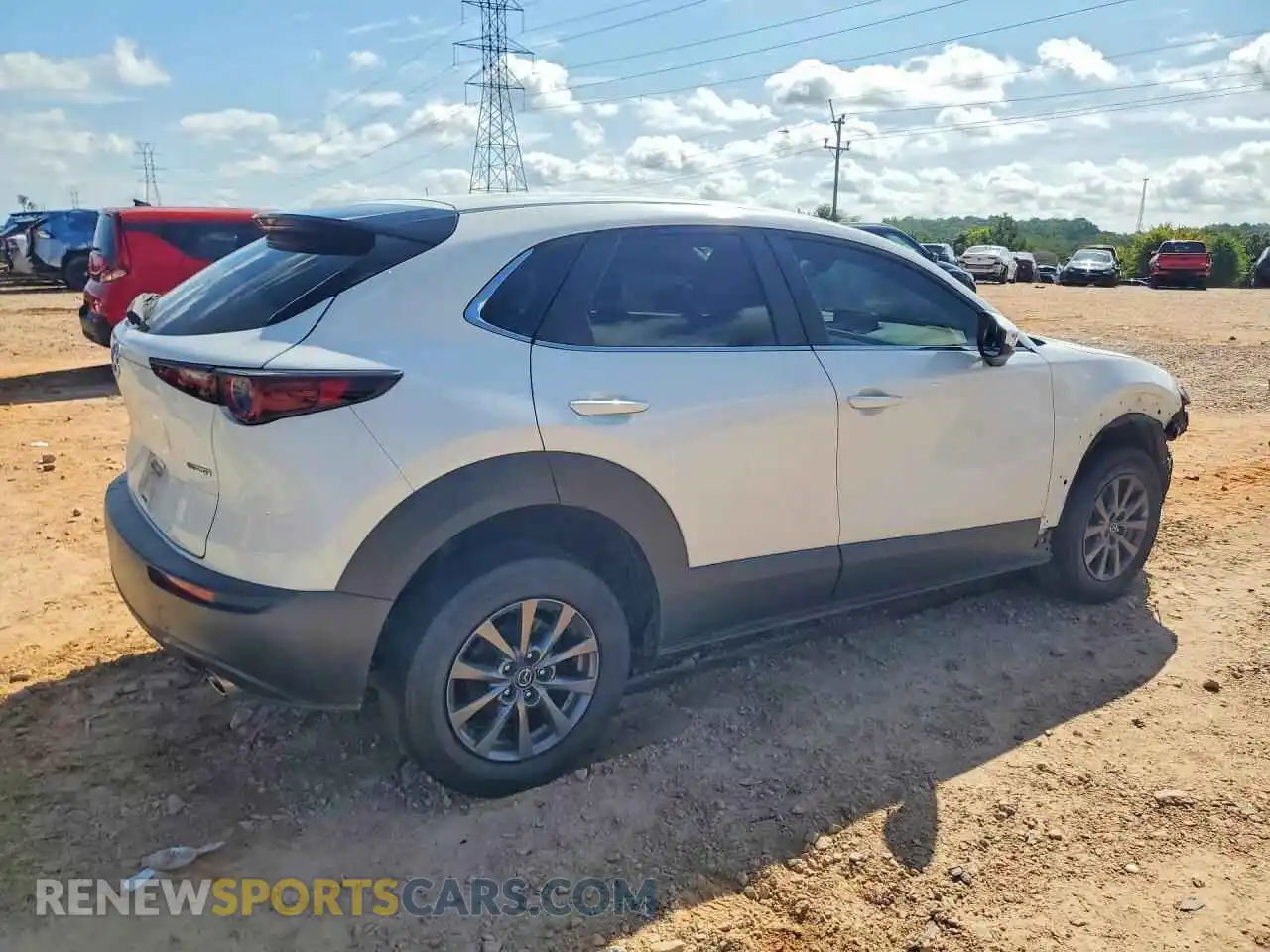 3 Photograph of a damaged car 3MVDMAAL4MM235734 MAZDA CX30 2021