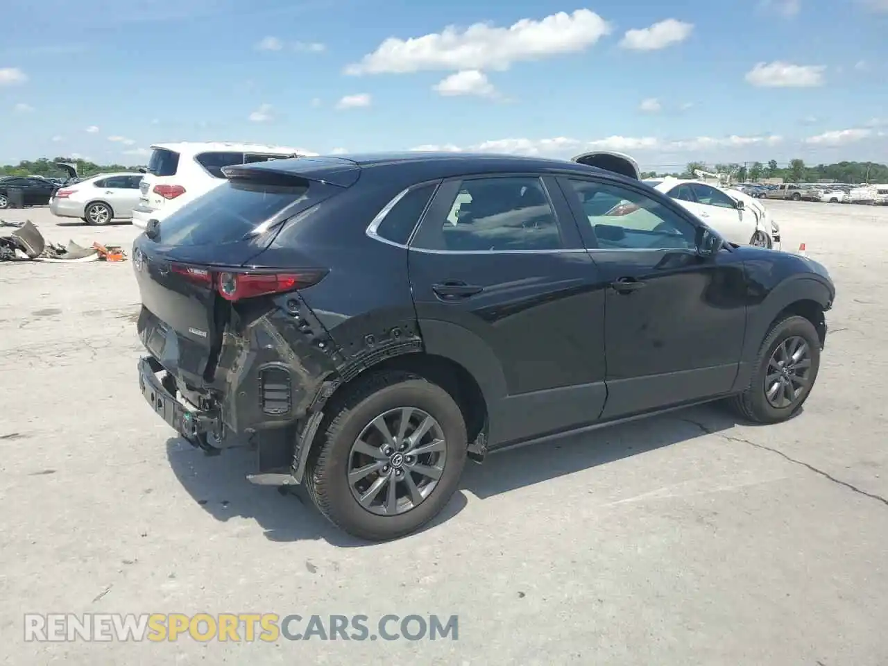 3 Photograph of a damaged car 3MVDMAAL6MM211497 MAZDA CX30 2021