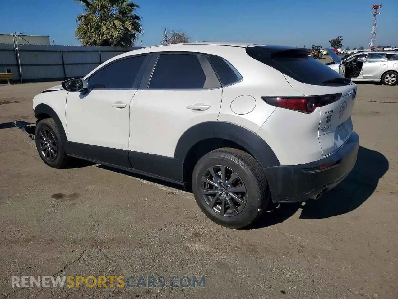 2 Фотография поврежденного автомобиля 3MVDMAAL8MM237891 MAZDA CX30 2021