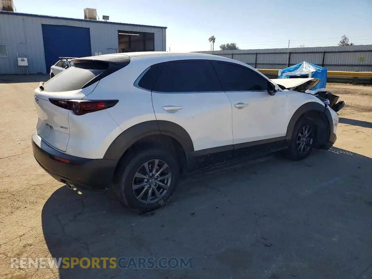 3 Фотография поврежденного автомобиля 3MVDMAAL8MM237891 MAZDA CX30 2021