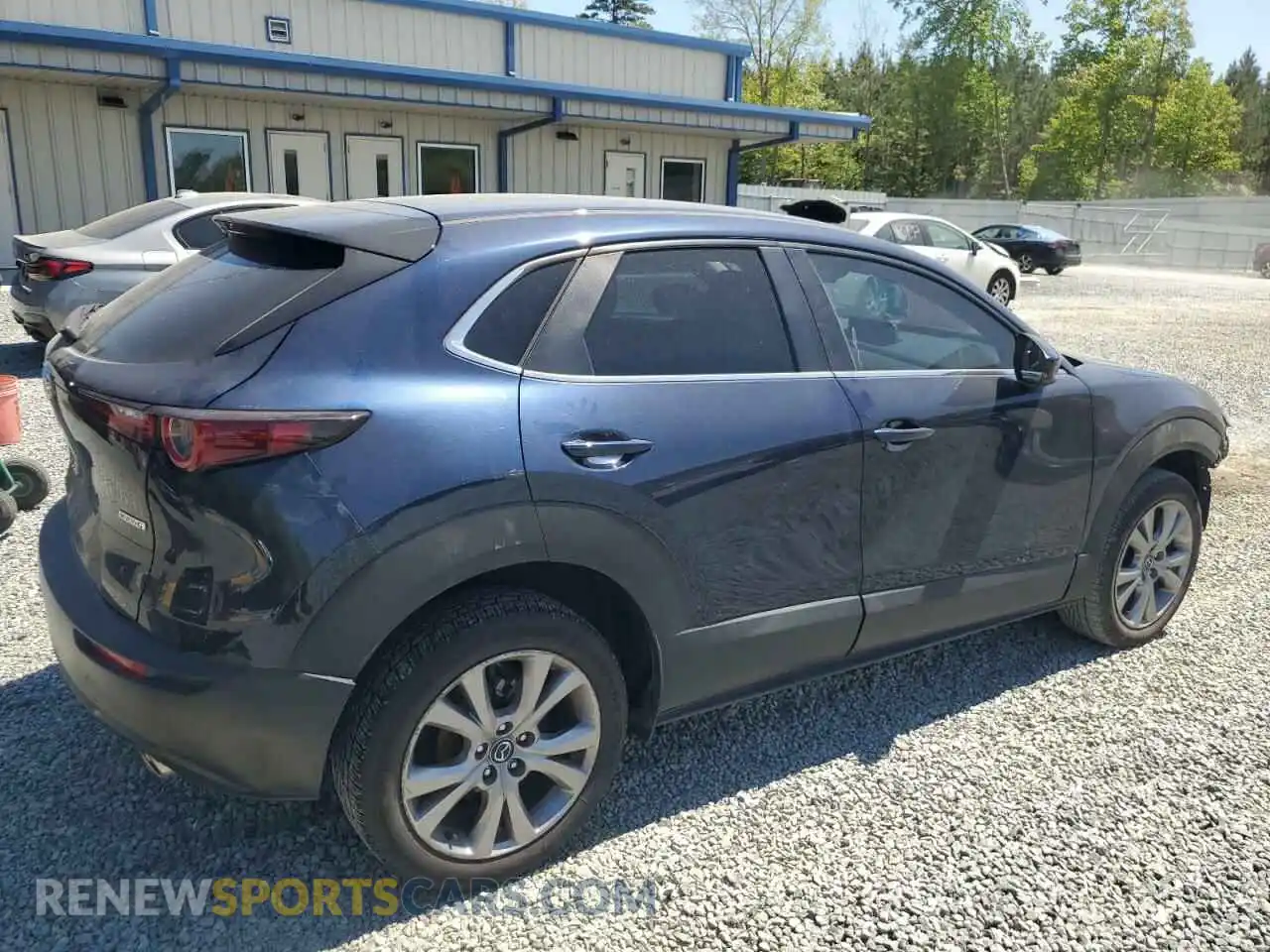 3 Photograph of a damaged car 3MVDMABL2MM232281 MAZDA CX30 2021