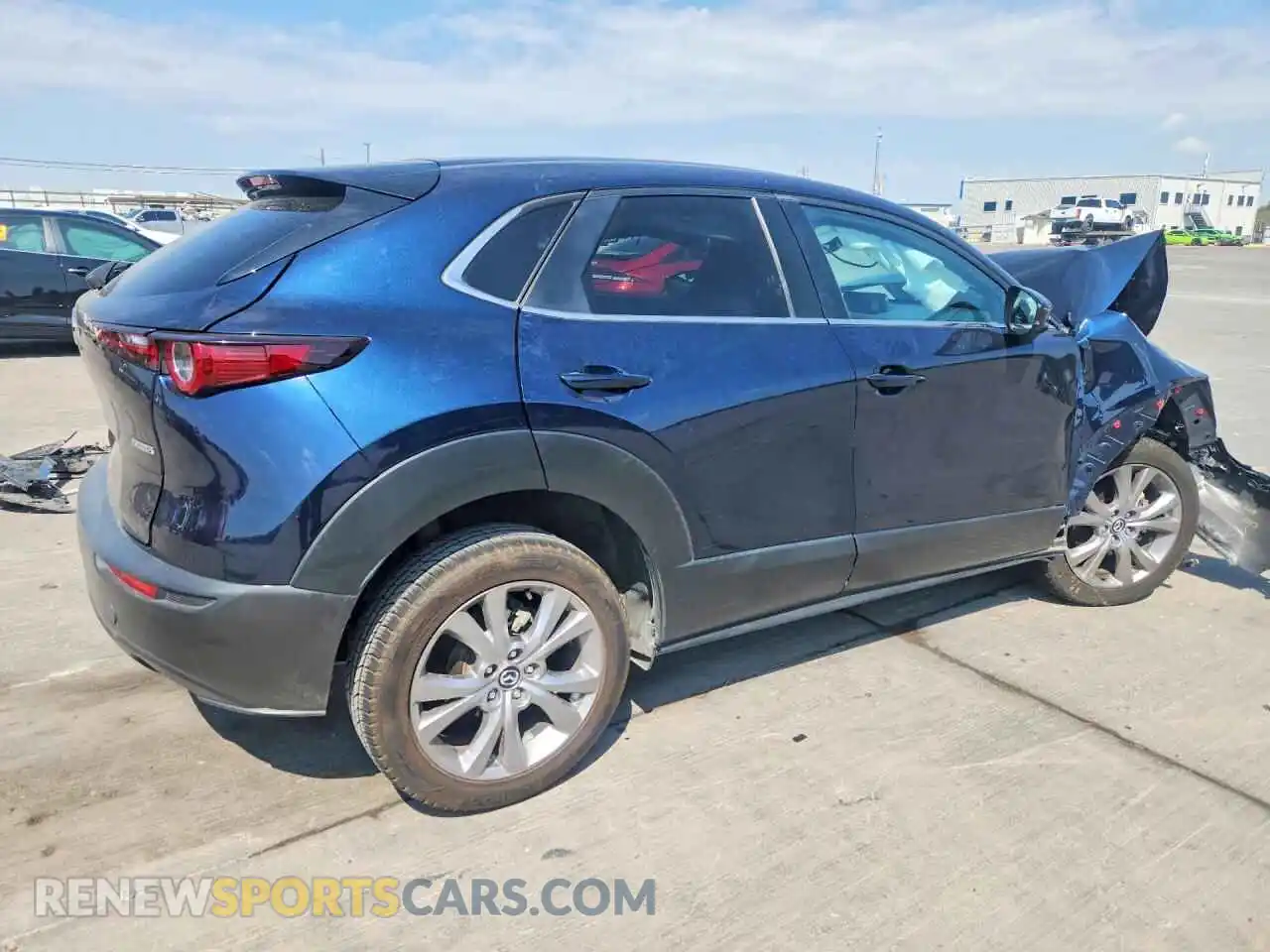 3 Photograph of a damaged car 3MVDMABL2MM303270 MAZDA CX30 2021