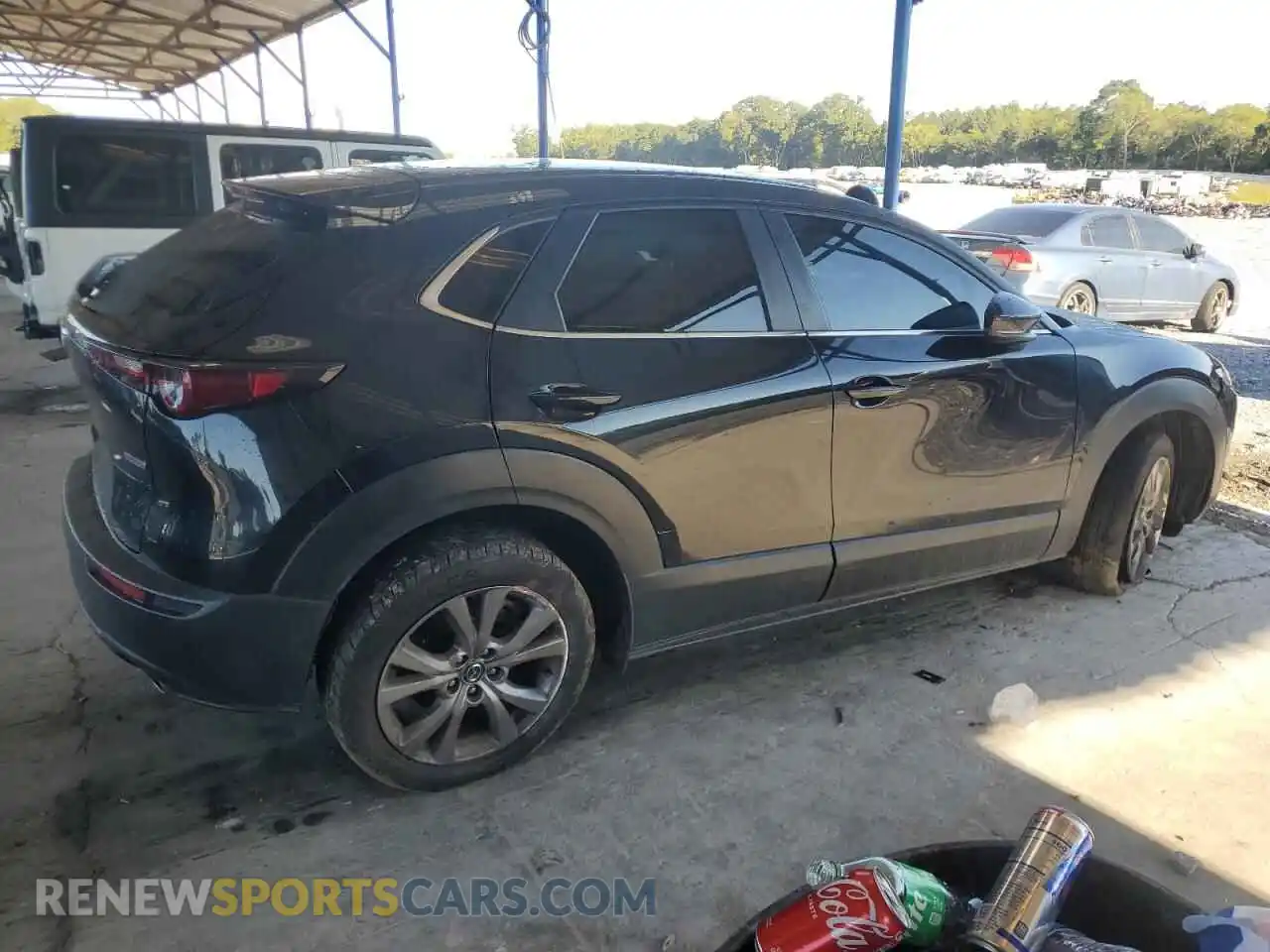 3 Photograph of a damaged car 3MVDMABL4MM246456 MAZDA CX30 2021